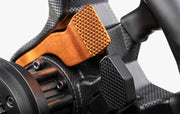 Fanatec CSL Elite Steering Wheel McLaren GT3 V2 (QR2L) 賽車方向盤軚環 (300mm 軚環 / 1" 白色OLED顯示 / 搖桿式磁力撥片+多用途撥片系統 / 9按鈕+7軸 FunkySwitch™搖桿+2雙向開關+2多位置開關 / PC、PlayStation、Xbox 兼容）