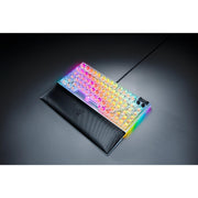 Razer BlackWidow V4 75% Hot-Swappable Phantom White Edition 可換軸 機械式電競鍵盤(觸感橘軸-Phantom White Edition-英文版)
